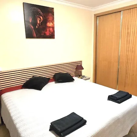 Appartement Holidays - *